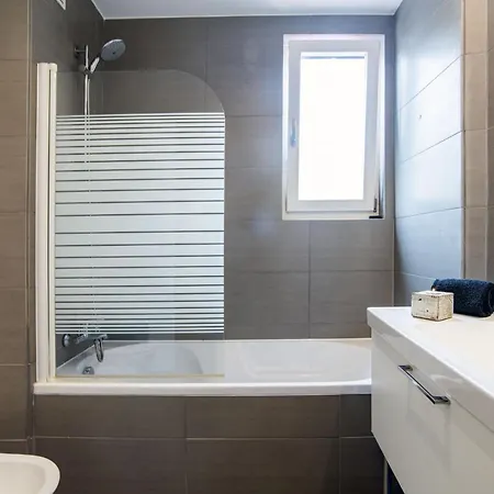 & Typical By Gt House *