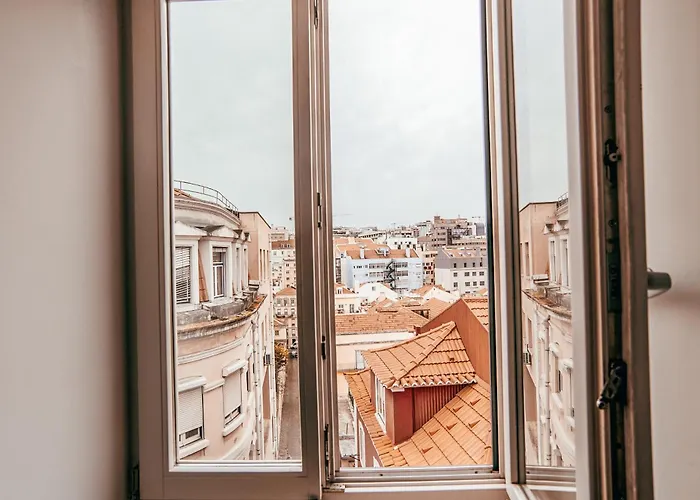 & Typical By Gt House Apartment *