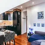 & Typical By Gt House Apartmán