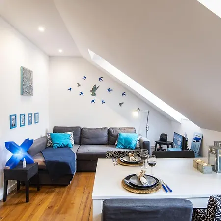 Apartment & Typical By Gt House