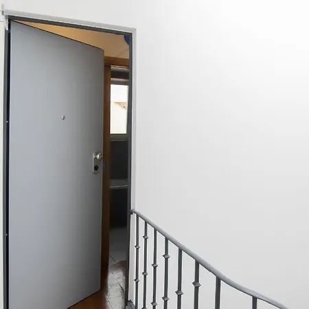 & Typical By Gt House *